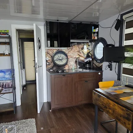 Hotel en barco Tiny Hanzeboat Hattem